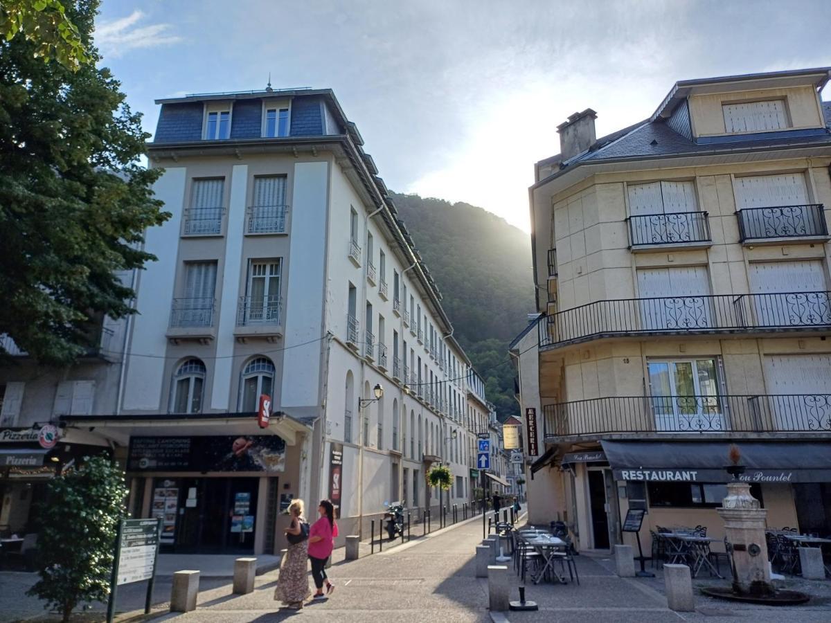 Studio Hyper Centre Lumineux Et Fonctionnel Luchon Bagnères-de-Luchon Esterno foto